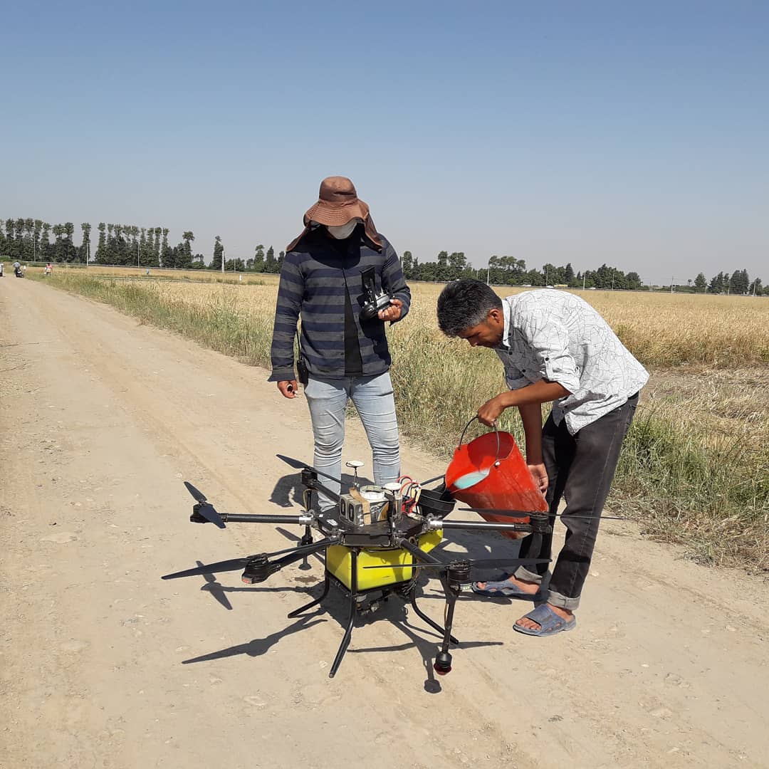 Paraquat (herbicide) is used to dry and kill weeds in Iran-drone agriculture sprayer, agriculture drone sprayer, sprayer drone, UAV crop duster